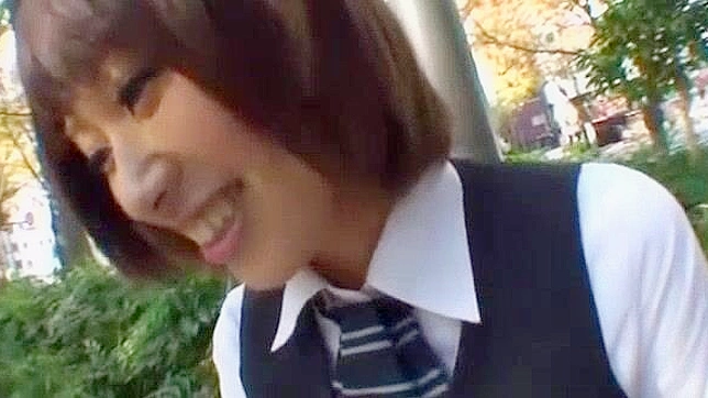日本女孩Yua Saeki户外JAV视频中的令人难以置信的口交/舔阴