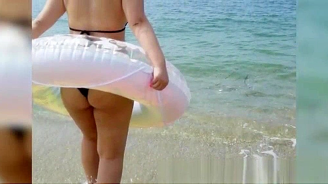 日文胖妹户外走秀诱惑展露身体秘密