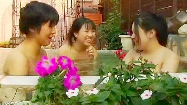 JAV终极合集，日本汁多美穴到处乱流！