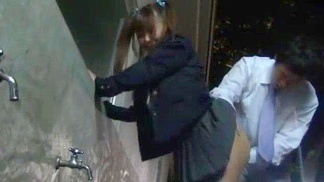 日本模特儿yu shinoda、hitomi kitagawa和yuu shinoda在激情JAV片段中热演