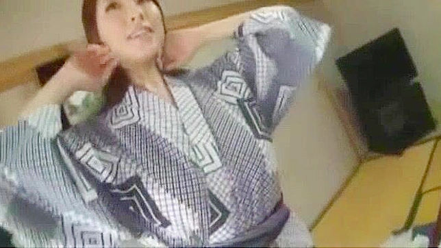 小林遥香户外JAV视频中的绝佳口交场景~日本色情片~