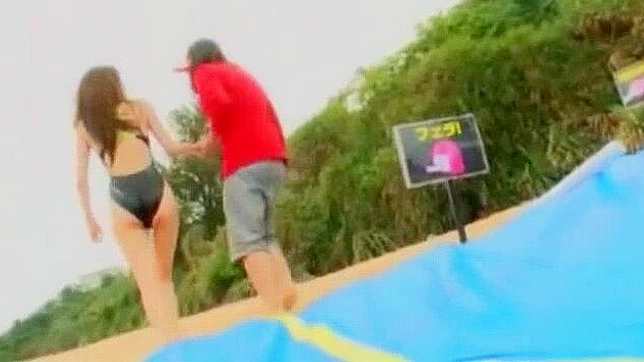 日本艳妓高仓麻衣的刺激三人行JAV片段