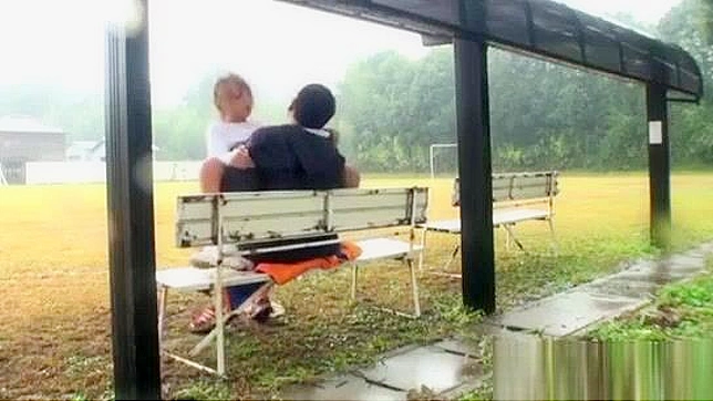 日模在户外与壮汉享受激情性爱，必看！