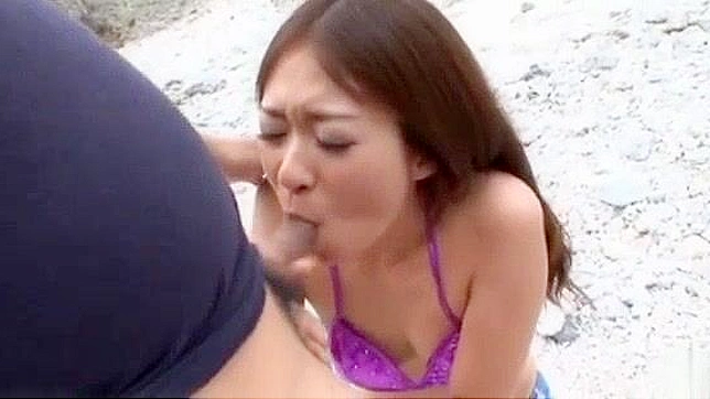 AV校花美咲里沙在海边口交—独家色情视频