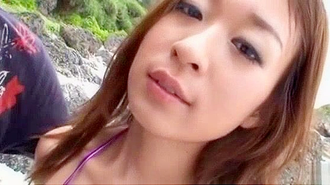 AV校花美咲里沙在海边口交—独家色情视频