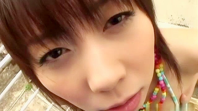观看日本色情明星泽井真帆在异国情调的JAV射精电影中演出