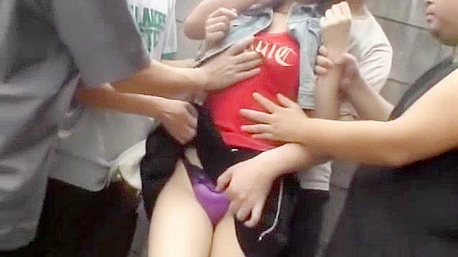 日本公共JAV – 疯狂女孩在最好的户外场景中