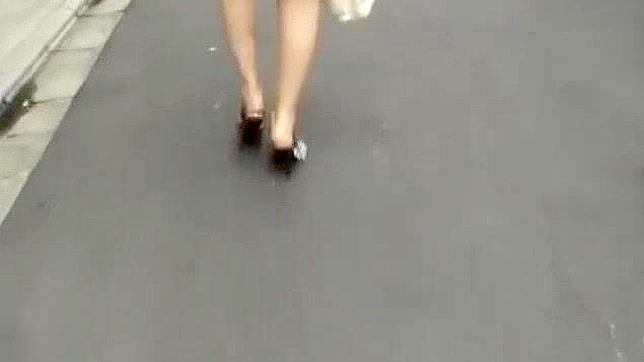 日本公共JAV – 疯狂女孩在最好的户外场景中