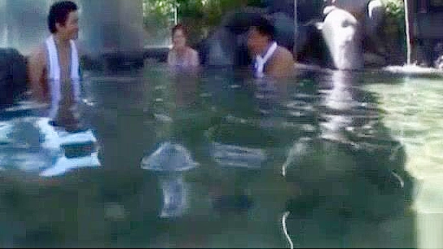 日式色情视频~夏树优在户外与亚洲美女发生性关系