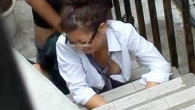 日本情侣在走廊激情做爱—刺激的日本成人视频