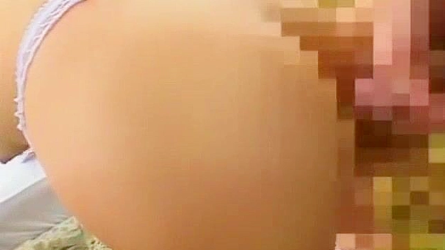 日式AV视频：最美的日本女孩萩原舞、小泽夏希和星月光，在户外狗交中的惊人表现。