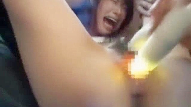 观看Akari Hoshino在激烈群交性爱第四部分—日式色情片