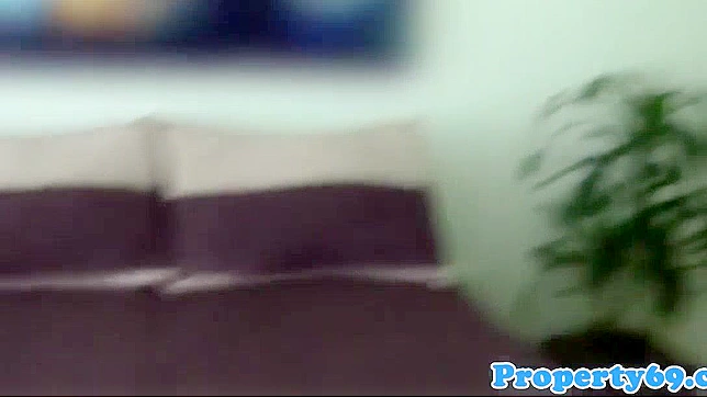 日式成人视频：Kalina Ryu 在特工美人中被狠狠操射精