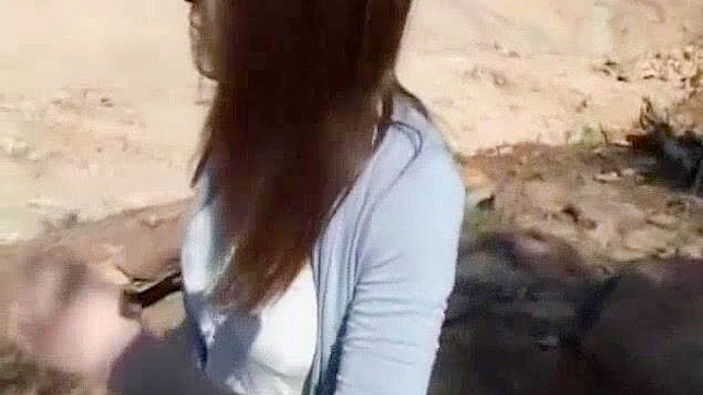 饥渴日本婊子高城雪菜在精彩的JAV自慰口交喷射秀