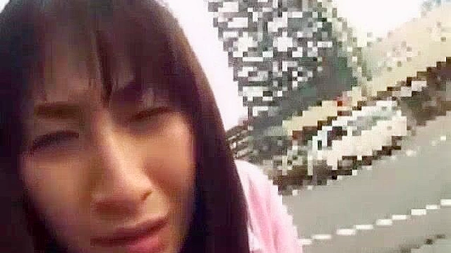 日本小胸模特穿超热丝袜的JAV电影片段