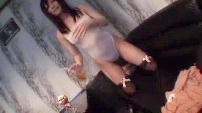 迷人的日本妹子Haruki Sato极致中出内射特写JAV影片体验