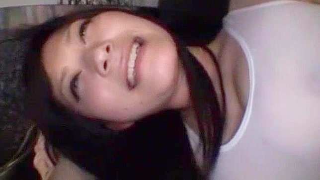 迷人的日本妹子Haruki Sato极致中出内射特写JAV影片体验