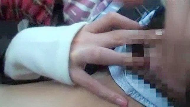 穿着极限内衣的日本美女和情色JAV片段