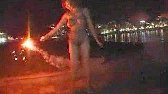 日本色情明星松坂牛奶在户外JAV场景中的爆炸式面部演出。