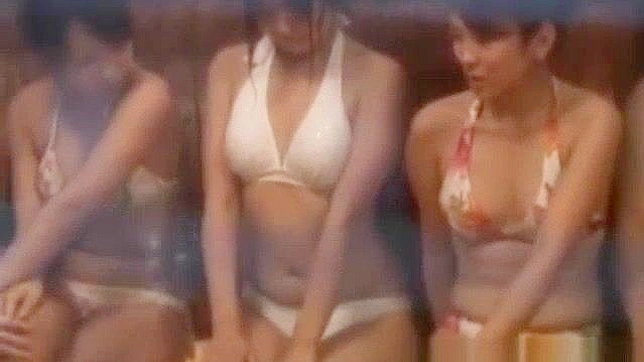 日本玩偶在公共温泉接受特殊服务—第一部分