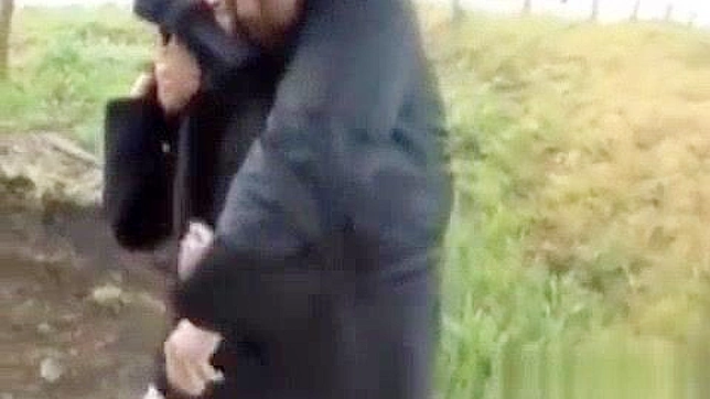 日本色情片：与拥有大胸的丰满东方女子做爱