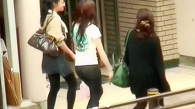 JAV色情视频：爱内希梦在《始终在他心中》第二部第一部分