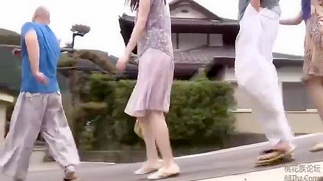 穿着讨厌裙子的日本素人，Imj-372