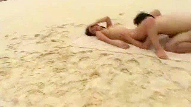 日本AV女星藤崎楓户外异域口爱激情秀