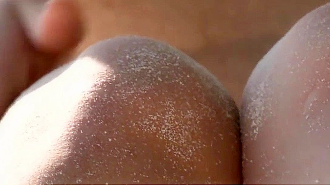 AV色情片：刺激的单人女性视频，动作精彩纷呈