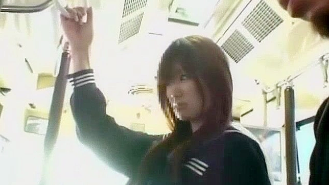 日本痴女户外狂野秀 – 极品JAV现场表演