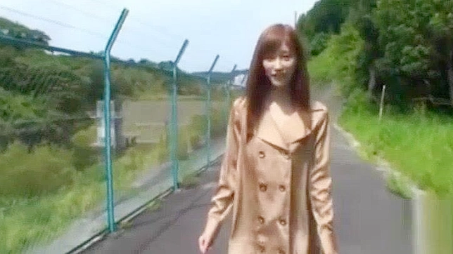 日式AV~Chika Eiro的“温柔触碰她的洞穴时代”热辣演绎