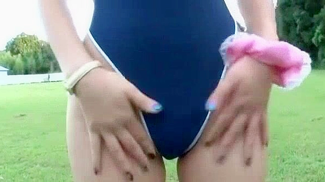 日本AV女星彩香户外口交性爱，必看JAV片段！