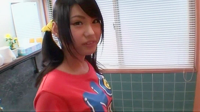 日系AV女星织山夏希与森川亚美激战三人行