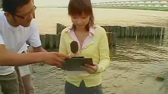 日本AV女星Sara Minami户外最火辣射精场景