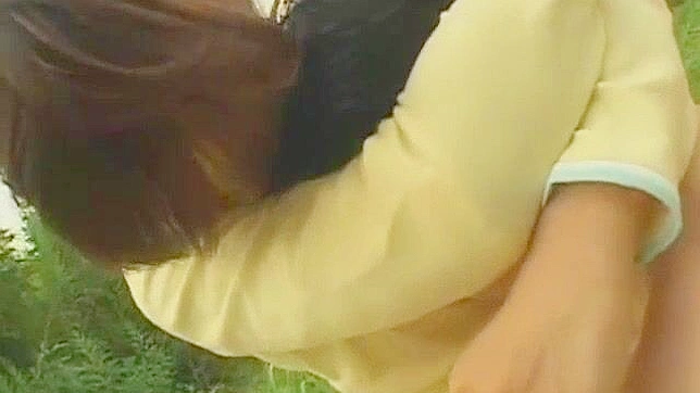 日本AV女星Sara Minami户外最火辣射精场景