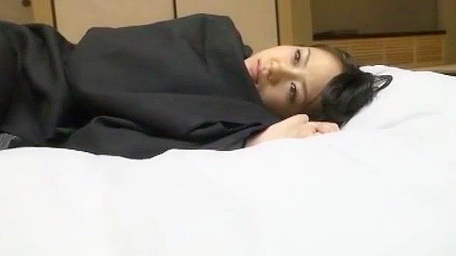 日本婊子长谷川由里户外与西千早和奈古玛丽娜最热口交JAV