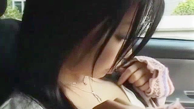 日本女孩Aya Hirai的户外异国情调射精场景