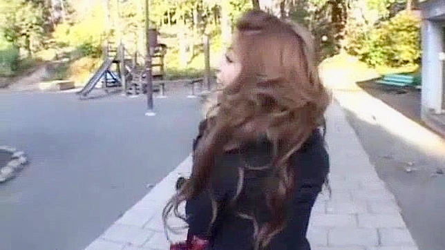 火辣日本妹子Haru Sakuraba在异域风情的JAV个人秀视频中