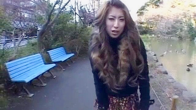 火辣日本妹子Haru Sakuraba在异域风情的JAV个人秀视频中