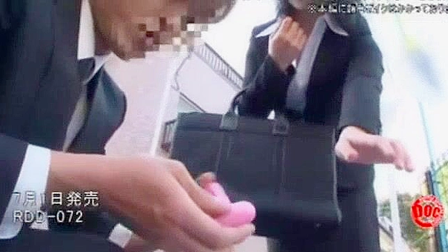 日本AV视角特辑：里奥樱与蕾娜雨神狗式激战