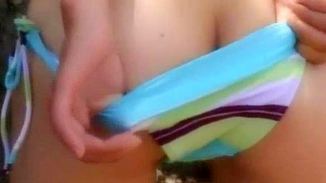 日本女优霞美琴户外JAV场景中的性感巨乳