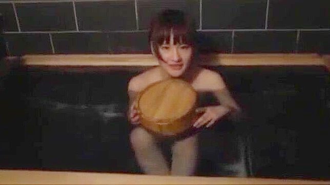 日式AV片：异域风情日本妓女，潮吹与手指操—加贺香子、西条沙罗、三浦麻衣