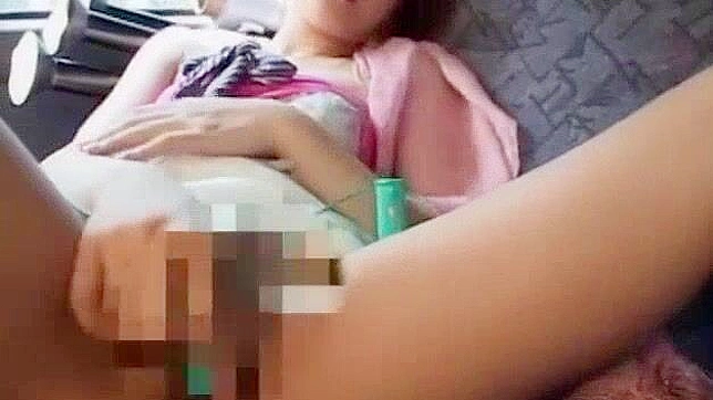 不可思议的日本妓女Ai Yuuki疯狂舔阴、口交JAV场景