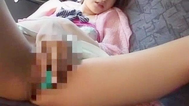 不可思议的日本妓女Ai Yuuki疯狂舔阴、口交JAV场景