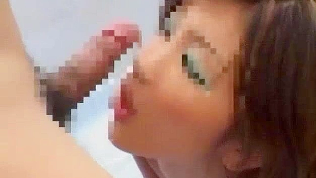 JAV~疯狂恋物癖中最好的日本女孩，小奶性感视频