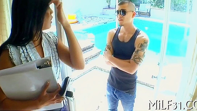 日本美女和情人疯狂湿战