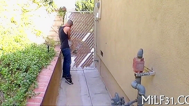 日本美女和情人疯狂湿战