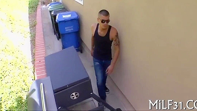 日本美女和情人疯狂湿战