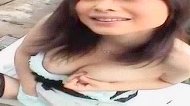 日式AV - 冬夏美树与森口爱香的异域口交/舔屌POV影片