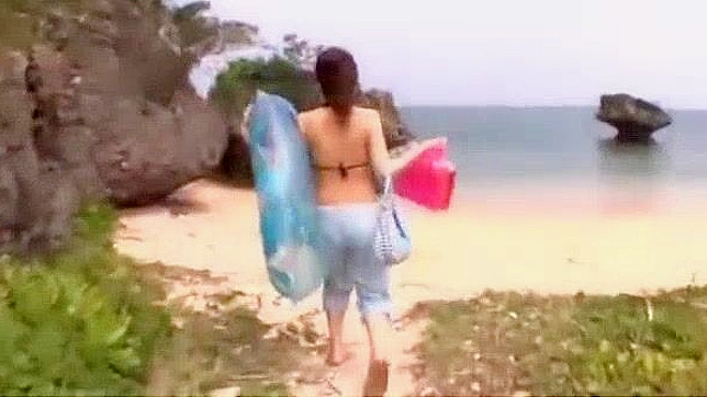 火爆日本女星藤泽美羽海滩疯狂口交JAV视频